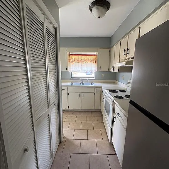 1017 Harden Ct — Photo 16