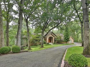 16441 Walnut Rail Rd, Chesterfield, MO 63005