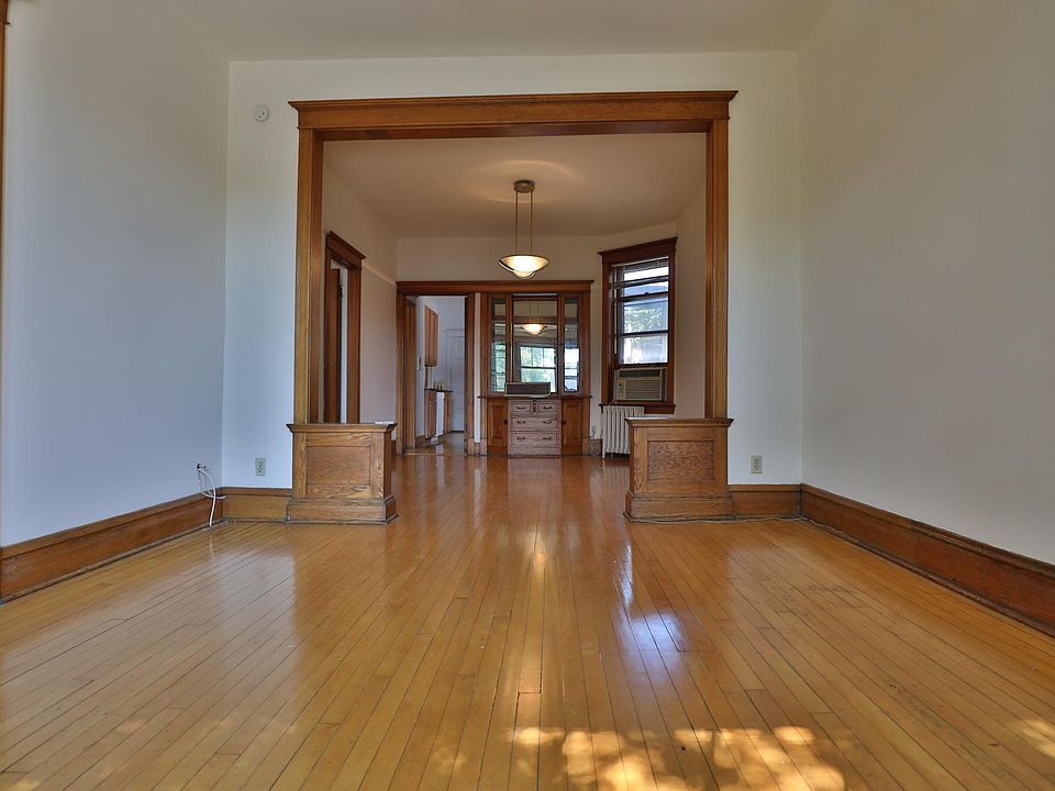 1st image of 1405 N Wicker Park Ave #3