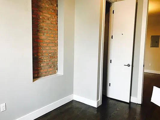 Rented by null | media 12