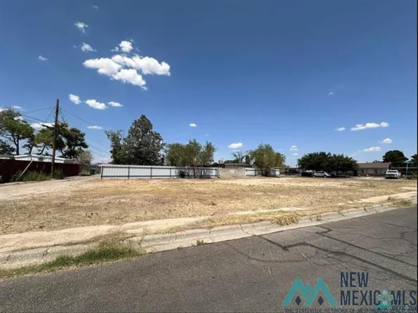 1403 N Denson Dr, Hobbs, NM 88240