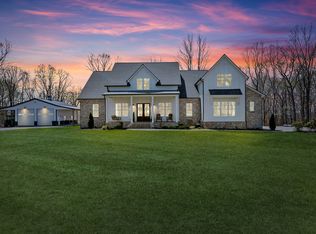 7461 Crow Cut Rd, Fairview, TN 37062