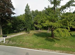 6207 Woodward Ave, Downers Grove, IL 60516