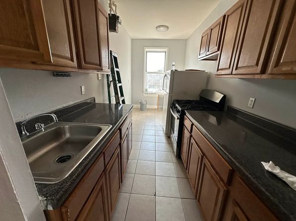 2330 Valentine Ave APT 4A