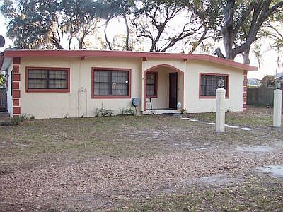 4th image of 1505 Moss Ave