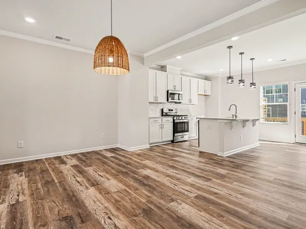 122 Daisy Meadow Ln, Wake Forest, NC 27587