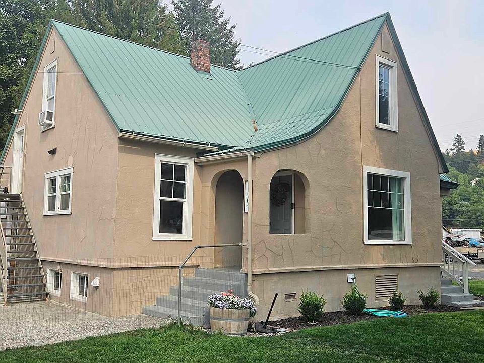 Outdoor entrance
