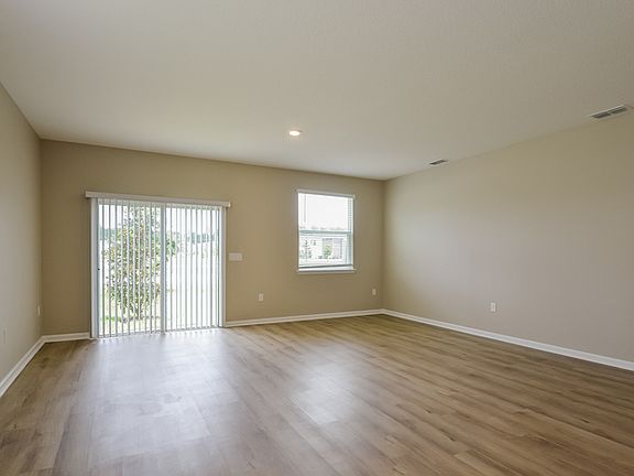 5th image of 60 Mustard Hill Ct