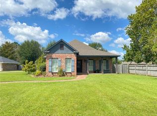 107 Chinquapin Cir, Natchitoches, LA 71457