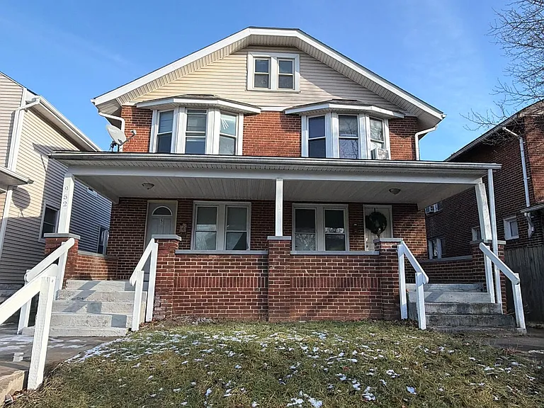 952-954 Heyl Ave — Photo 1