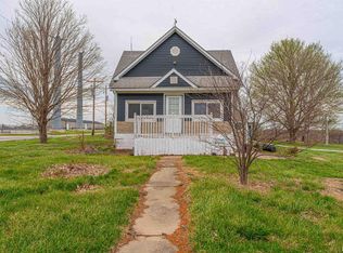 988 W Forsyth Rd, Decatur, IL 62526