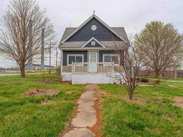 988 W Forsyth Rd, Decatur, IL 62526