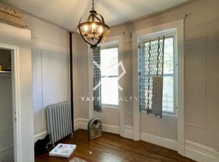 784 Saint Johns Pl APT 1R, Brooklyn, NY 11216