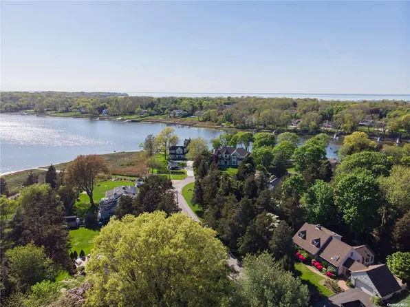 9 Cedar Lane, Setauket, NY 11733