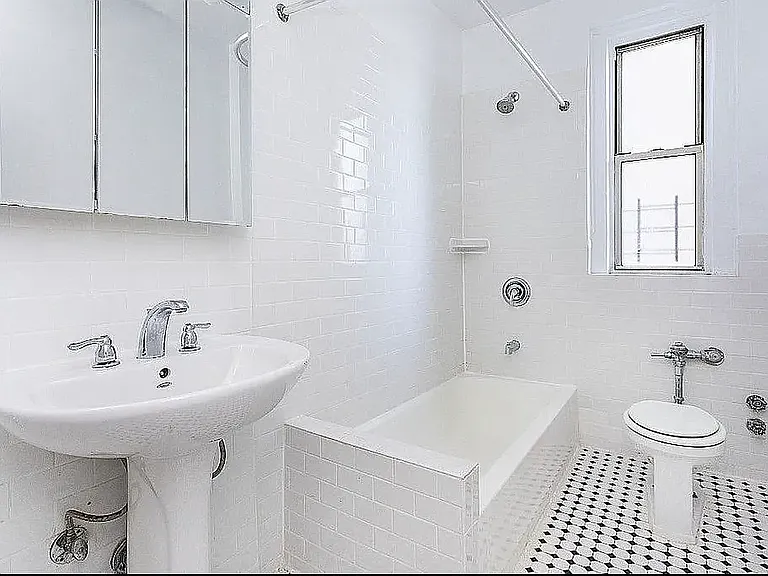 227 Haven Ave #2C — Photo 6