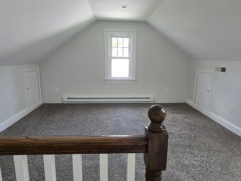 189 Henry St #A — Photo 8