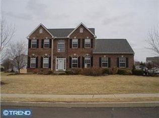 116 Crescent Dr, Chalfont, PA 18914