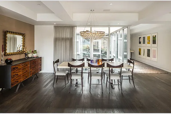 Sold by Stribling | media 9