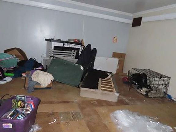 5th image of 268 Main St