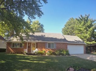 2112 SW 30th St, Topeka, KS 66611