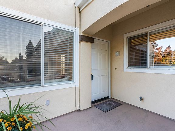 2nd image of 6953 Rodling Dr Unit H