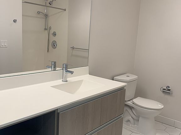 3rd image of 50-55 Hood Park Dr #327