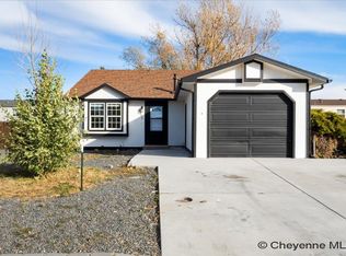 2111 Rooks Ave, Cheyenne, WY 82007