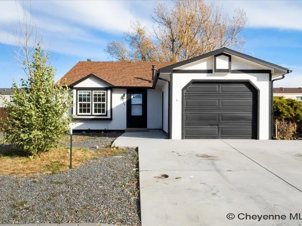 2111 Rooks Ave, Cheyenne, WY 82007