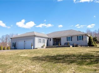 14 Chatham Fields Rd, East Hampton, CT 06424