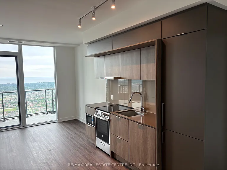 448 Burnhamthorpe Rd W #5407 — Photo 18