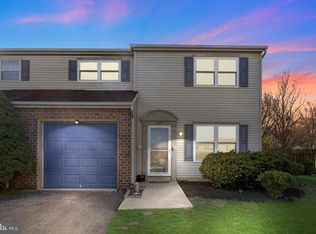 3374 Glen Hollow Dr, Dover, PA 17315