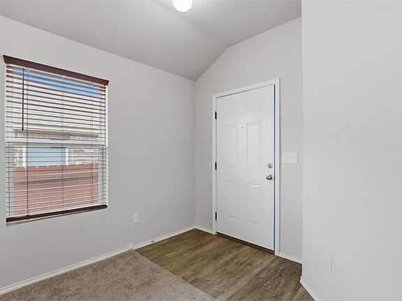 4th image of 10009 Copperhead Rd