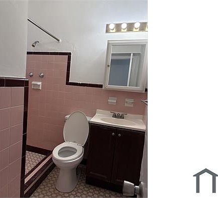 4th image of 1245 NE 110th St APT 1