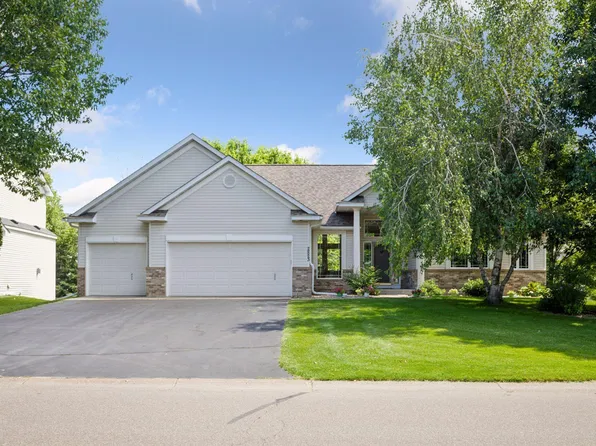 2823 White Eagle Dr, Woodbury, MN 55129