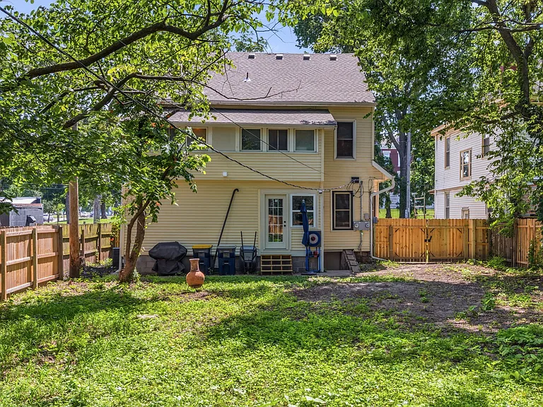3910 Mercier St #2 — Photo 46