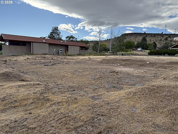 4th image of 1505 Fish Camp Rd