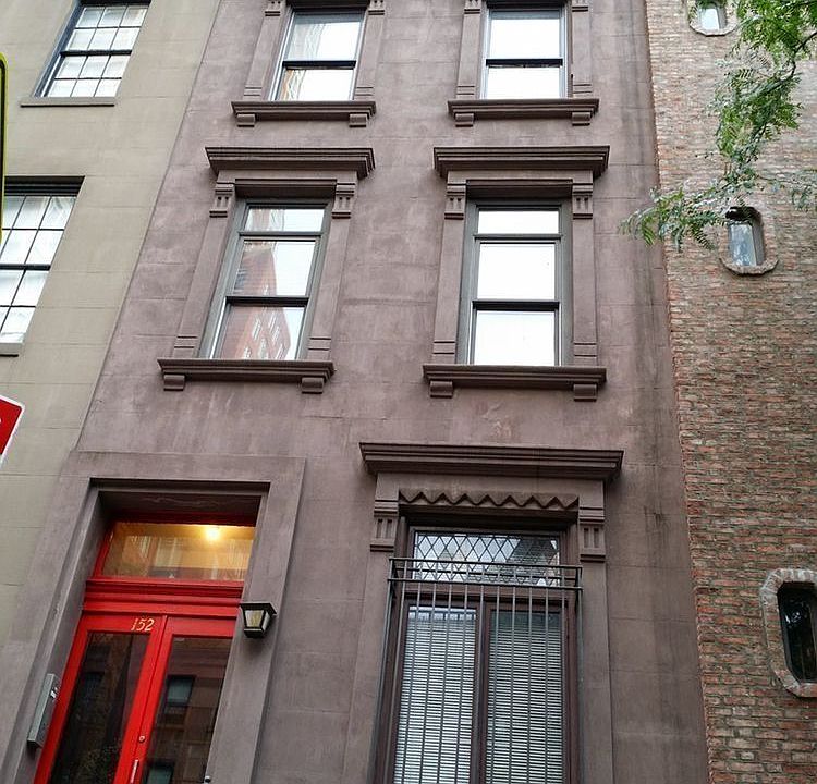 1st image of 152 E 65th St #2