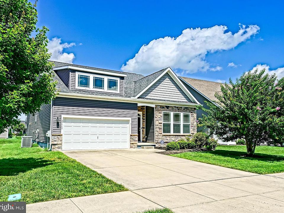 1st image of 29662 Riverstone Dr