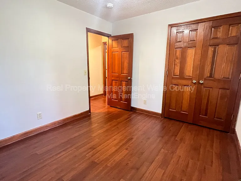 7404 Valley Run Dr — Photo 7
