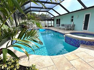 297 Donora Blvd, Fort Myers Beach, FL 33931