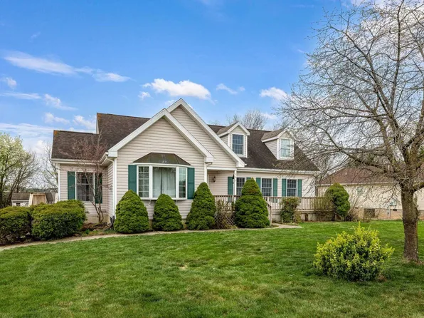386 Gold Dr, Broadway, VA 22815