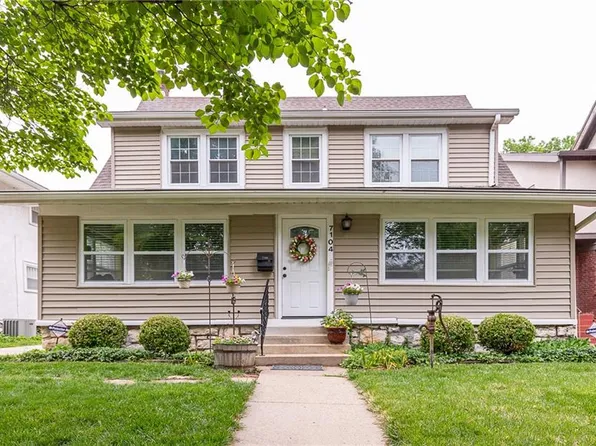 7104 Washington St, Kansas City, MO 64114