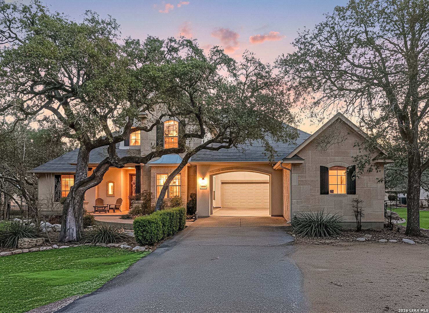 499 River Way