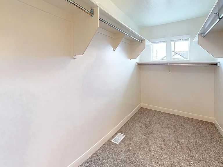 774 Old Fort Dr — Photo 20