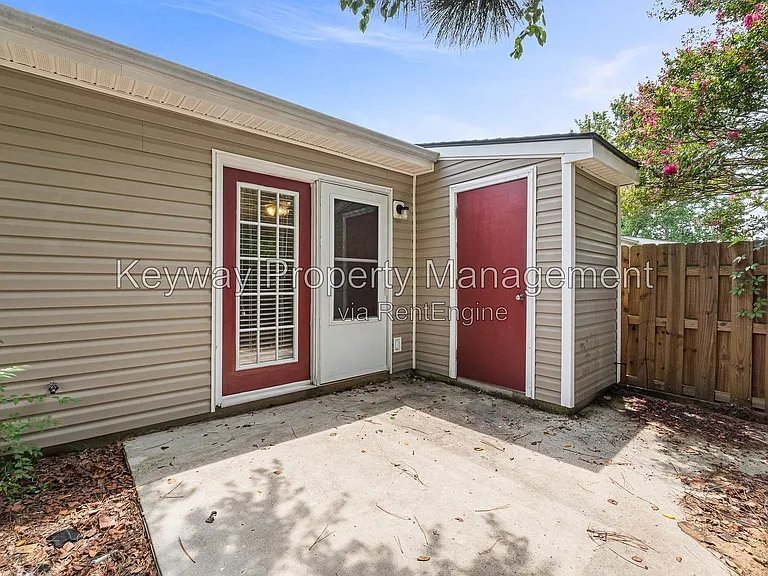 107 Stonington Ln SW — Photo 17