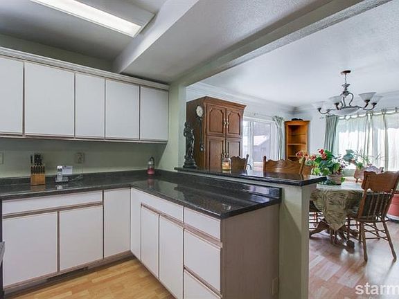 3rd image of 2586 Chris Ave