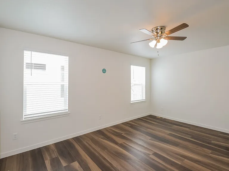 18574 E 47th Pl — Photo 12