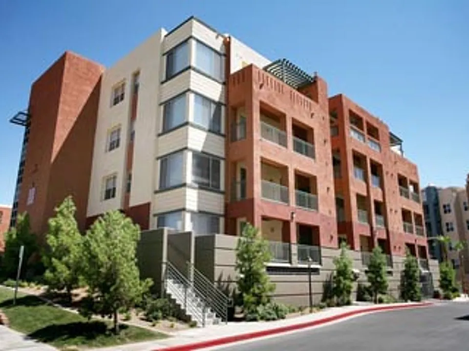 47 E Agate Ave #204