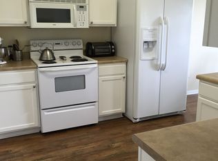 2043 Lisa Ln, San Marcos, TX 78666