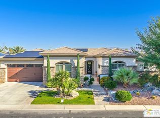104 Azzuro Dr, Palm Desert, CA 92211